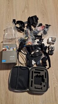 Akcnu kamera GoPro Hero3+ s prislusenstvom ako DJI Insta360