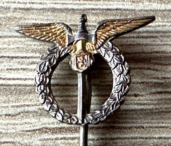 letecký pilotní odznak GB London miniatura Spink