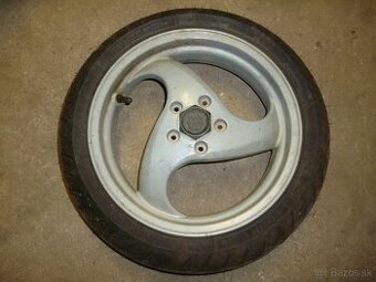 Piaggio NRG 50 mc3. Zadní kolo.   Rok 2002