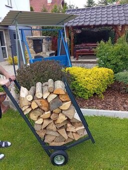 Vozík na drevo
