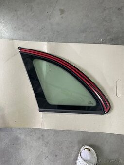 Fabia 1 combi lave zadne kufrove sklo