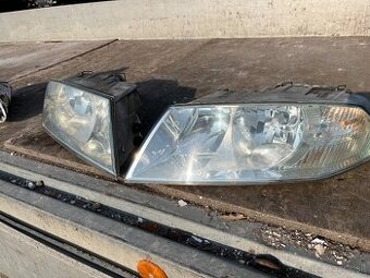 Predne svetla škoda octavia 2