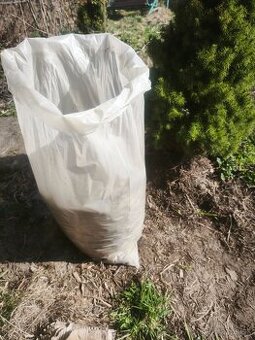 Predam konsky hnoj bez podstielky