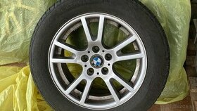 BMW 5x120R17 originál a letné pneu Nokian wetproof