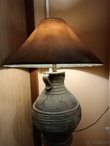 Starožitná lampa z USA
