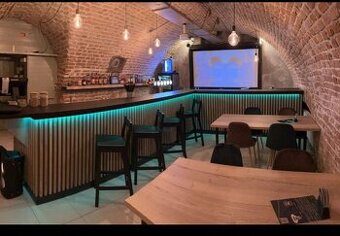 ++PRENÁJOM priestory pre bar, reštauráciu v centre TT++
