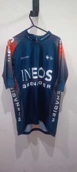 Cyklooblecenie set
