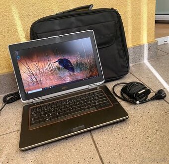 Dell Latitude E6420 / i5-2430M / 4GB RAM / 500GB HDD / 14"