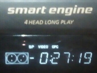 VHS videorekordér Sony a TV tuner ladenie