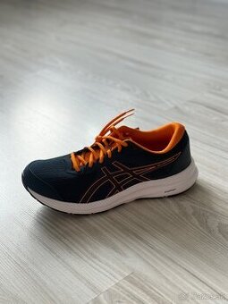 Asics gel-contend 8