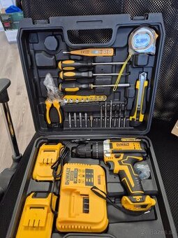 Aku skrutkovač DeWalt DCD771