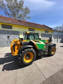 Teleskopický nakladač JCB 531-70