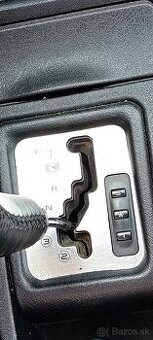 predam peugeot 306 automat 1,6 benzín