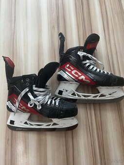 CCM FT6 PRO SR 9,5 korčule