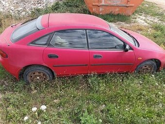 Mazda 323 FBA - 1