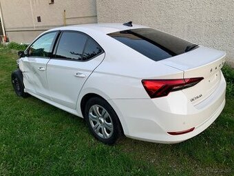 Predám havarovanú Škoda octavia 4 2.0tdi 85 kW 2023.
