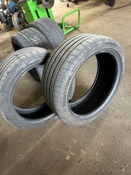 Bridgestone potenza sport 245/40 R19