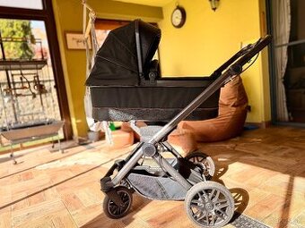 Luxusný kočík AMG Mercedes