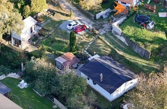 NA PREDAJ MODERNÝ DREVODOM - NOVOSTAVBA S CHATKOU, OBEC BYST - 1