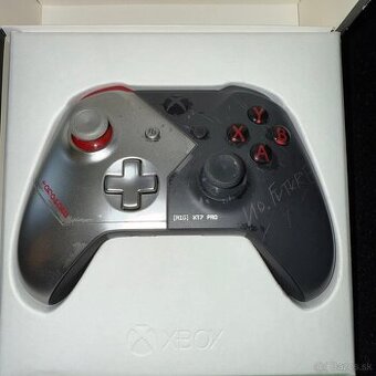 Xbox ovládač Cyberpunk