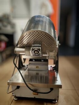 Predám Automatický Stir Fry Varič - 1