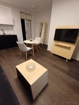 Na predaj 2 izb. byt, ul. Zilinska, Bratislava - Staré Mesto
