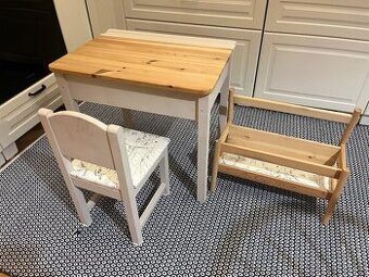 Detsky stolik so stolickou a kniznica SUNDVIK