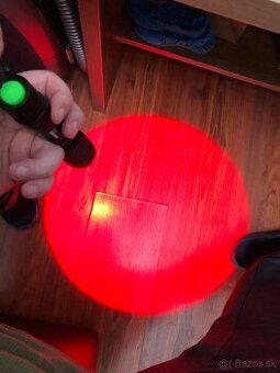 Led baterka (červené svetlo)