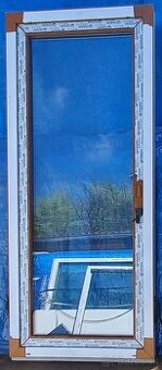 Predám balkónové dvere 98cm x229cm dub/biela 3sklo,3tesnenia