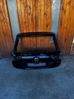 VW Tiguan 2015- 5. piate kufrové dvere kufor