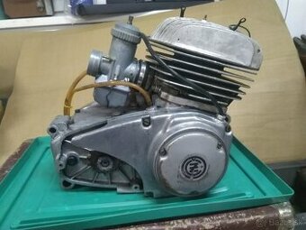 Cz 125 / 984