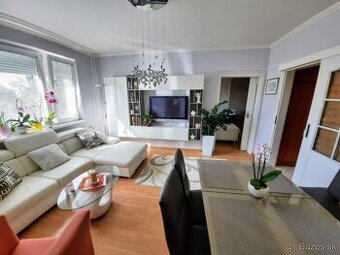 MH258-Útulný 3izbový byt s balkónom +garážou v Komárne