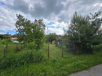 Pozemok v obci Šišov