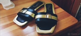 Dámske zlato-čierne šlapky