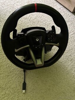 XBOX VOLANT S PEDÁLAMI