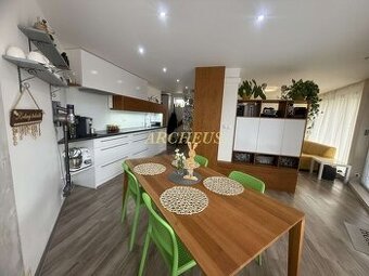 3 izbový Mezanín, 97 m2, pozemok 619 m2 (1/2), Sabinov