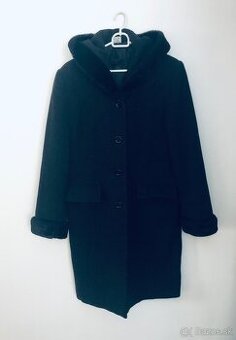 Dámsky vlnený kabát vel M