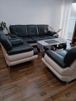 Kozena sedacia suprava