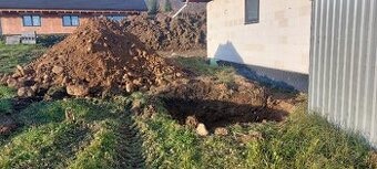 Darujem hlinu z vykopu, za odvoz.
