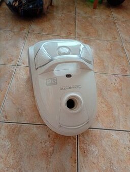 Predám vysávač značky Rowenta