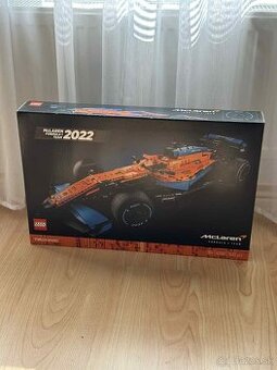 LEGO McLaren Formula 1 Race Car Technic 42141 RARE ERROR