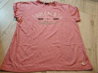 Balík oblečenia veľkosť M/L darujem/osobne v Žiline