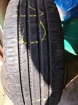 Predám letné Nokian 225/65/R17