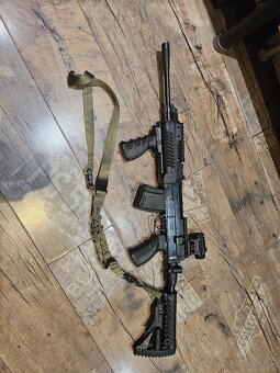 Predám CZ858 tactical