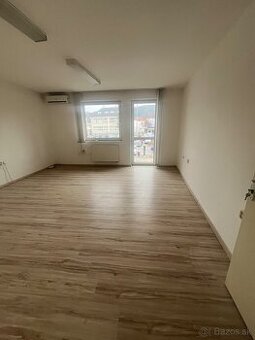 centrum Púchova - obch.priestor - 1