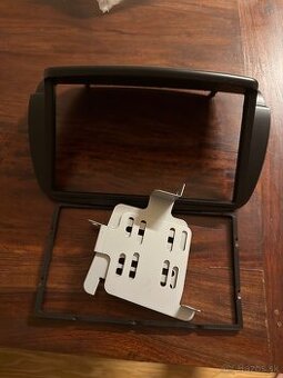 Fiat Doblo rámček na 2 din rádio