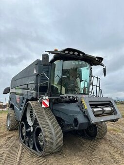 Kombajn Massey Ferguson Ideal 8.T