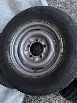 Padá Niva - letná sada 205/70R14