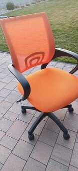 stolicka otocna, na kolieskach