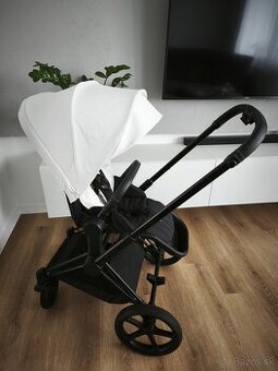 Cybex priam off white